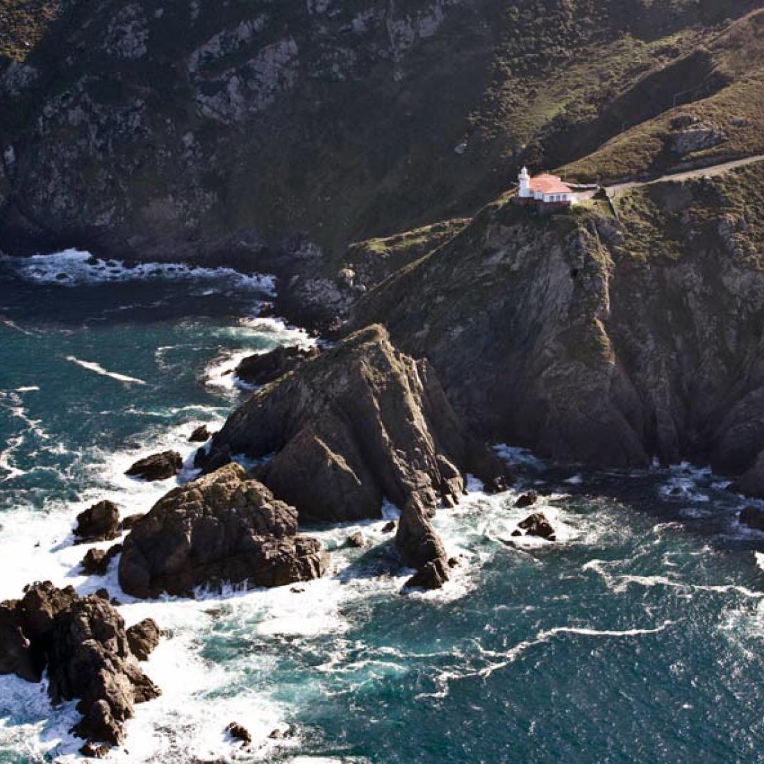 Faro de Punta Candieira