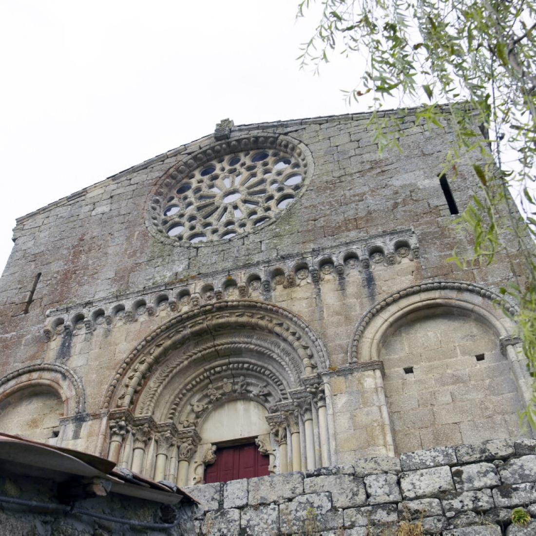 Igrexa de San Estevo de Ribas do Miño