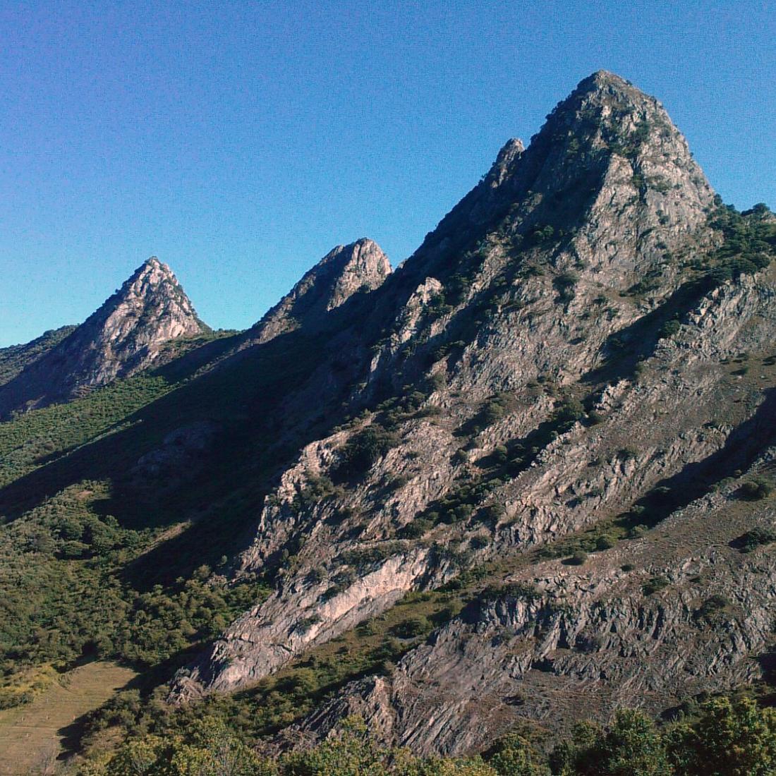 Serra da Enciña da Lastra