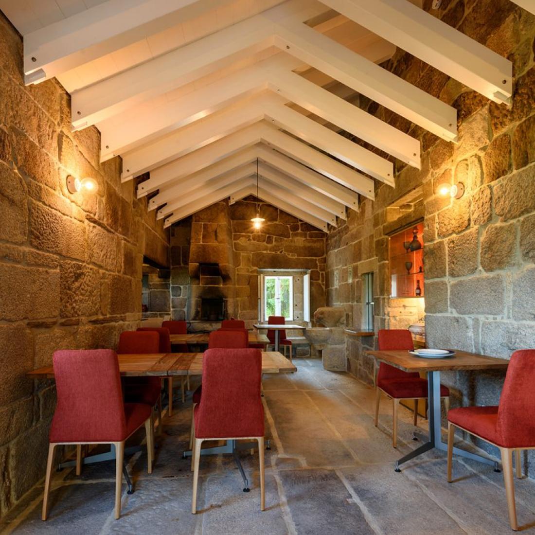 Torre de Tebra. Hotel 