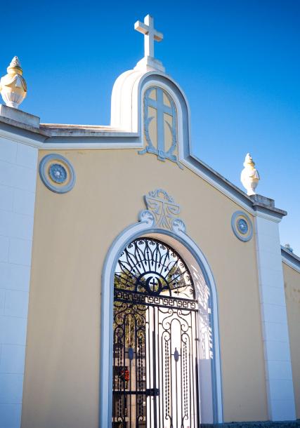 A Devesa, an indiano-style cemetery