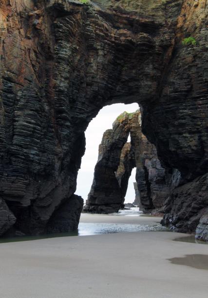 Praia das Catedrais (Cathedral's beach)