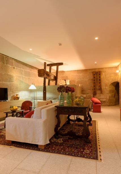 Torre de Tebra. Hotel